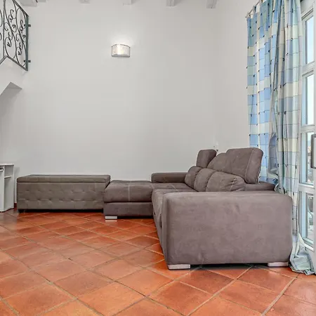 Apartment Trilo Piazzetta Garden